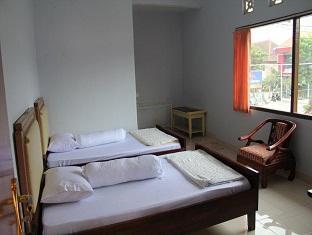 Hotel Sentral Pabean Buleleng Extérieur photo